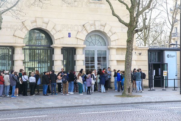 Paris, entrance to the Paris catacombs