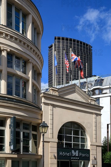 Paris, hôtel M et tour Montparnasse