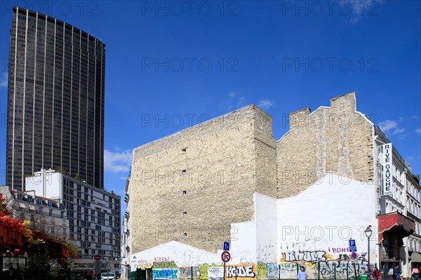 Paris, pignons et tour Montparnasse