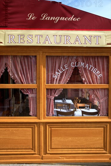 Paris, restaurant