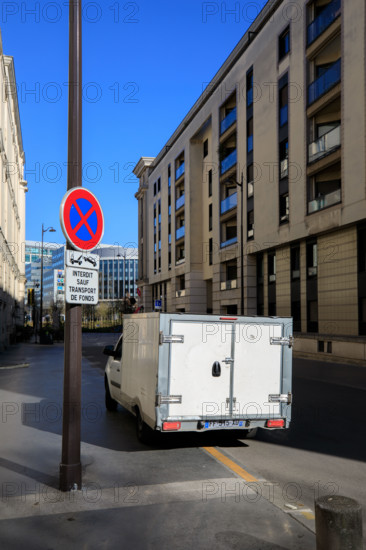Paris, rue du Château