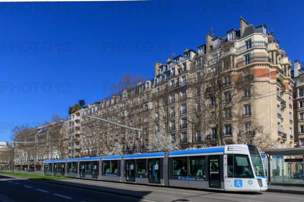 Paris, boulevard Victor