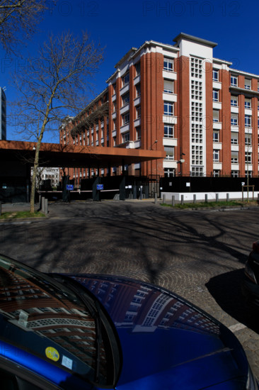 Paris, rue de la Porte d'Issy
