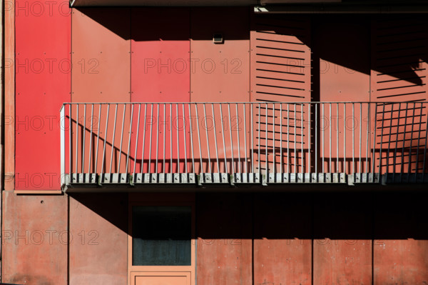 Paris, rue de la Croix Nivert