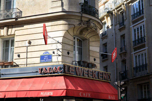 Paris, rue de la Croix Nivert