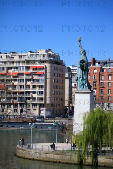 Paris, statue de la Liberté