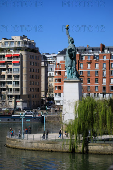 Paris, statue de la Liberté