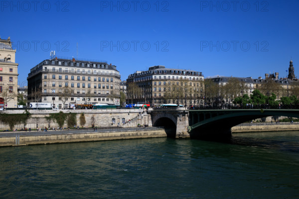 Paris, quai de Gesvres
