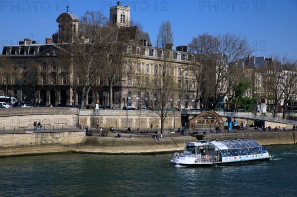 Paris, quai de Gesvres