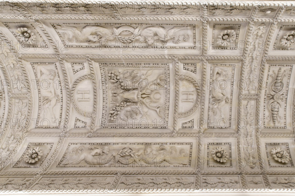 Paris, Musée du Louvre, escalier Henri II