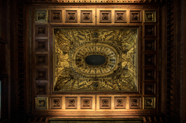 Paris, Musée du Louvre, Chambre à coucher du roi Louis XIV