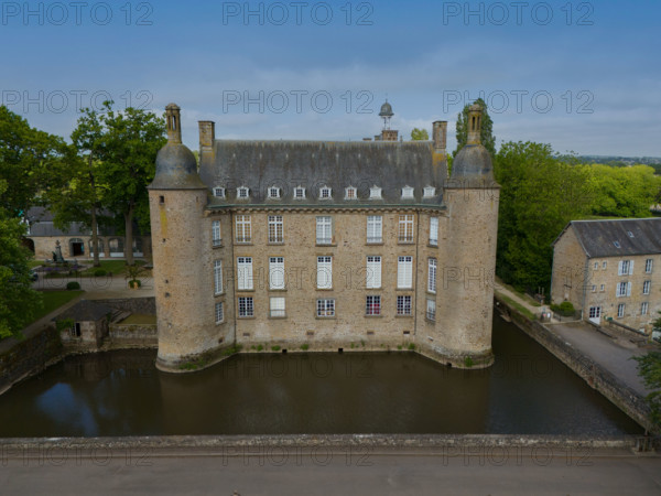 france, région Normandie, Orne, Flers, parc du chateau-musée, ancien hotel de ville,