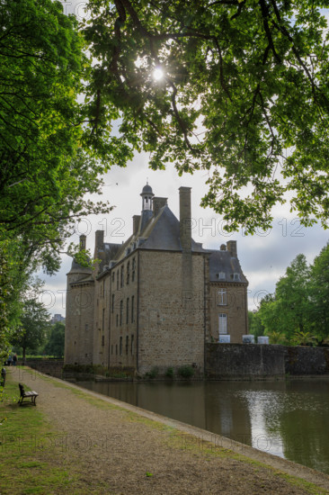 france, région Normandie, Orne, Flers, parc du chateau-musée, ancien hotel de ville,