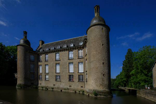 france, région Normandie, Orne, Flers, parc du chateau-musée, ancien hotel de ville,