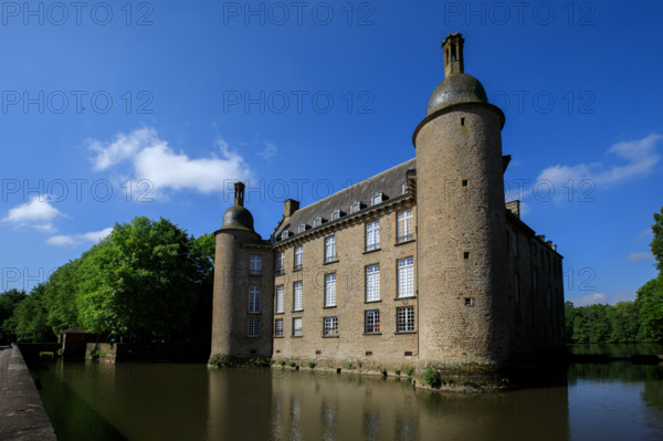 france, région Normandie, Orne, Flers, parc du chateau-musée, ancien hotel de ville,