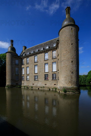 france, région Normandie, Orne, Flers, parc du chateau-musée, ancien hotel de ville,