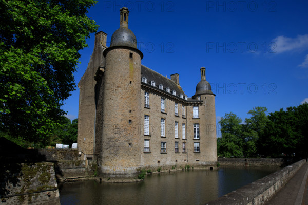 france, région Normandie, Orne, Flers, parc du chateau-musée, ancien hotel de ville,