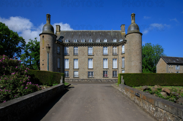 france, région Normandie, Orne, Flers, parc du chateau-musée, ancien hotel de ville,