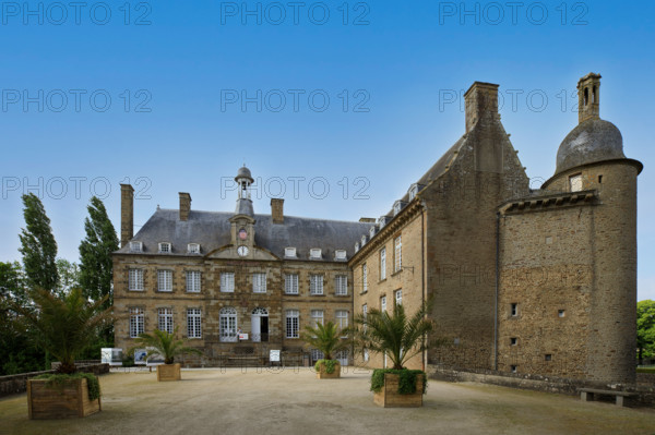 france, région Normandie, Orne, Flers, parc du chateau-musée, ancien hotel de ville,