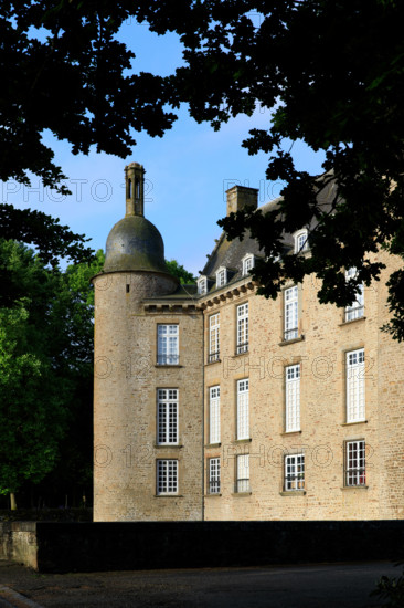 france, région Normandie, Orne, Flers, parc du chateau-musée, ancien hotel de ville,