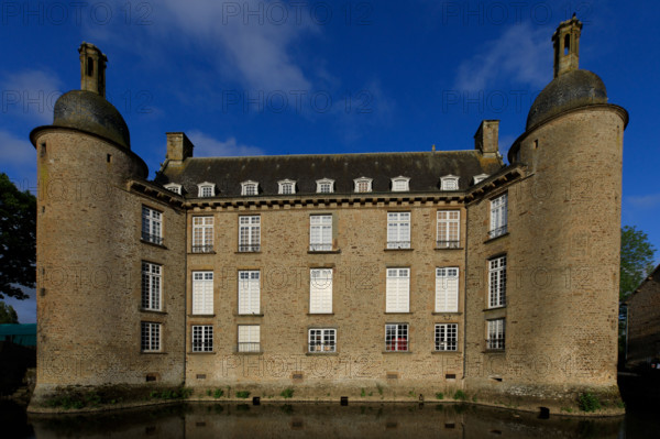 france, région Normandie, Orne, Flers, parc du chateau-musée, ancien hotel de ville,