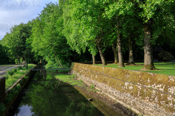 france, région Normandie, Orne, Flers, parc du chateau-musée, ancien hotel de ville,