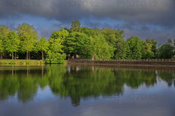 france, région Normandie, Orne, Flers, parc du chateau-musée, ancien hotel de ville,