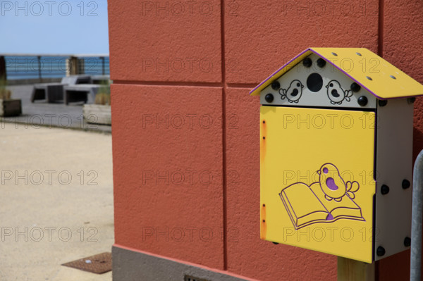 france, région Hauts de france, Somme, Ault,, boite a livres,