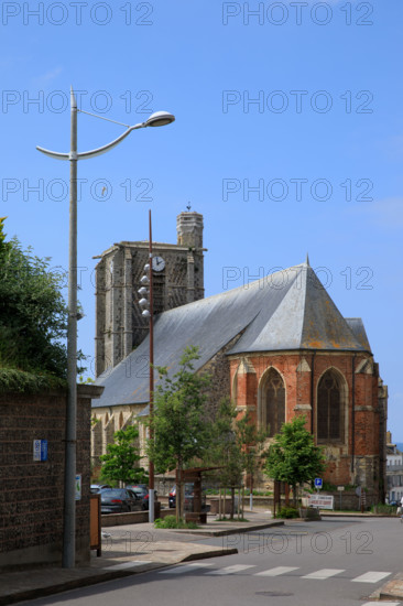 france, région Hauts de france, Somme, Ault, eglise saint Pierre,