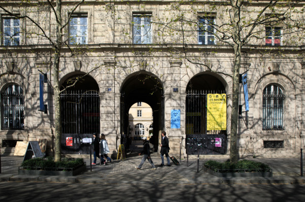 Paris, les Arches Citoyennes