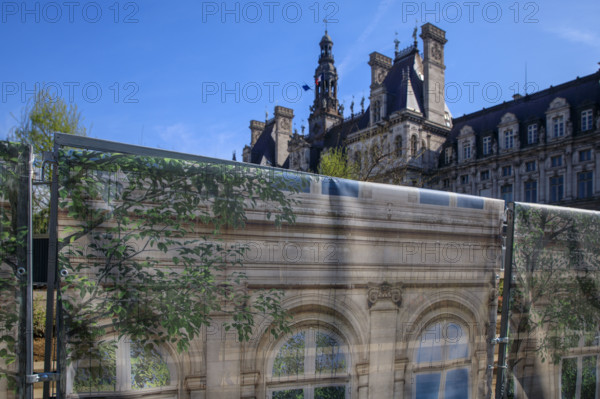 Paris, place de l'Hôtel de Ville