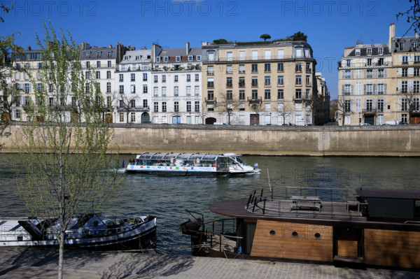 Paris, quai de la Tournelle
