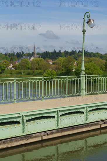 france, région centre, Loiret, Briare, pont canal de Birare, pont-canal portant le canal latéral à la Loire au-dessus de la Loire. concu pas les ateliers de Gustave Eiffel,