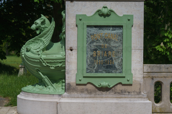 france, région centre, Loiret, Briare, pont canal de Birare, pont-canal portant le canal latéral à la Loire au-dessus de la Loire. concu pas les ateliers de Gustave Eiffel,