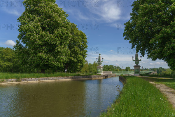 france, région centre, Loiret, Briare, pont canal de Birare, pont-canal portant le canal latéral à la Loire au-dessus de la Loire. concu pas les ateliers de Gustave Eiffel,
