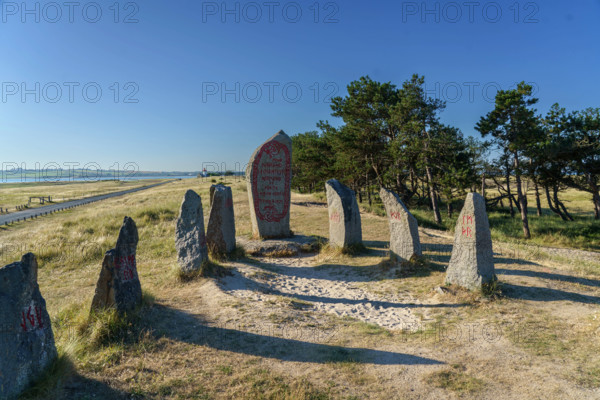 france, region Normandie, Manche, cotentin, Agon coutainville, pointe d'Agon, monument viking