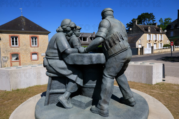 france, region Normandie, Manche, cotentin, Sainte-Marie du Mont, monument aux francais resistants,
