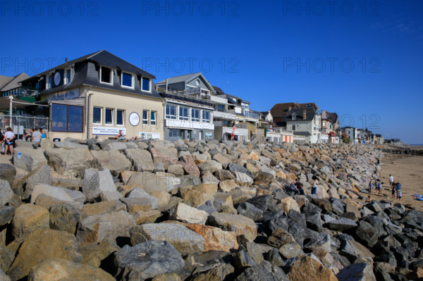 france, region Normandie, Manche, cotentin, Agon coutainville,  plage, promenade de Chausey,