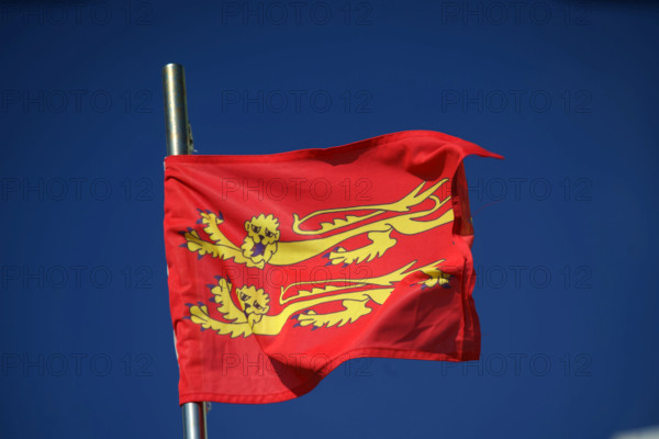 france, region Normandie, Manche, cotentin, Agon coutainville,  plage, promenade de Chausey,