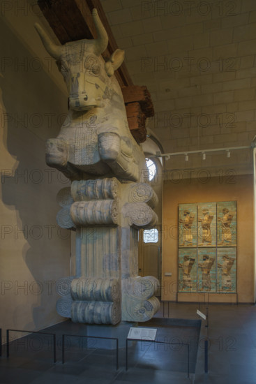 france, région Ile de France, Paris 1e arrondissement, musee du Louvre, antiquités orientales, decor du palais du roi Darius 1er, archers