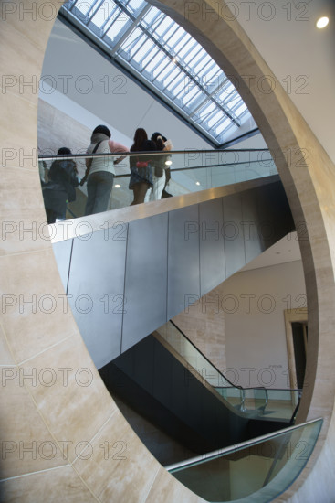 France, région Ile de France, Paris 1e arrondissement, musee du Louvre, escalators