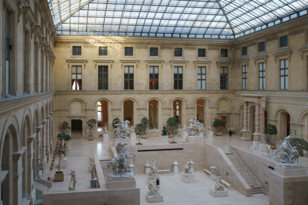 France, région Ile de France, Paris 1e arrondissement, musee du Louvre, cour Puget depuis les hauteurs