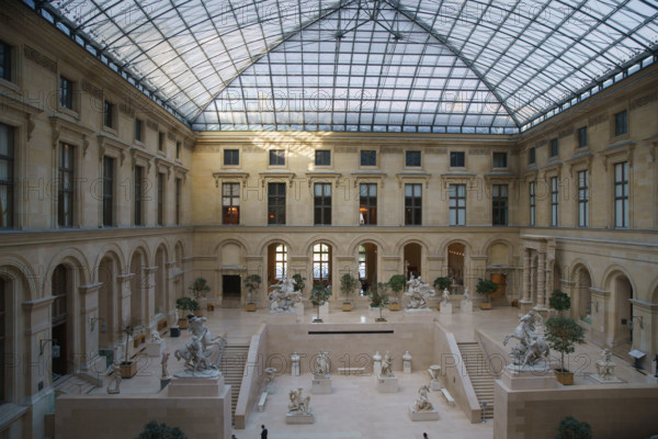 France, région Ile de France, Paris 1e arrondissement, musee du Louvre, cour Puget depuis les hauteurs