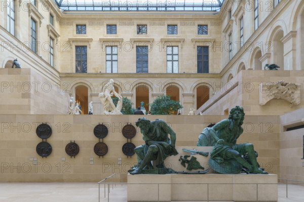 France, région Ile de France, Paris 1e arrondissement, musee du Louvre, cour Puget, groupe sculpté des quatre captifs (dit aussi des quatre nations perdues)