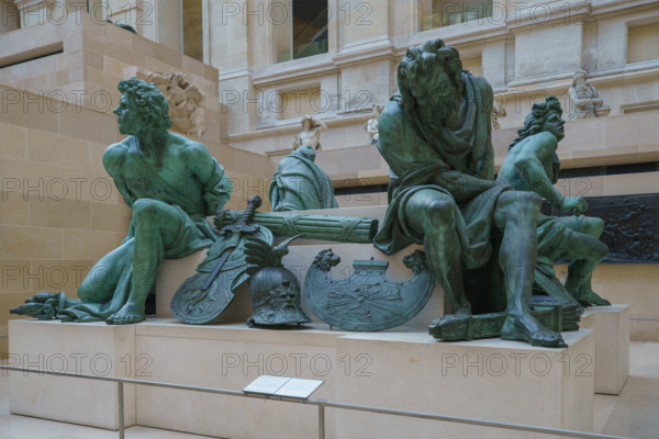 France, région Ile de France, Paris 1e arrondissement, musee du Louvre, cour Puget, groupe sculpté des quatre captifs (dit aussi des quatre nations perdues)