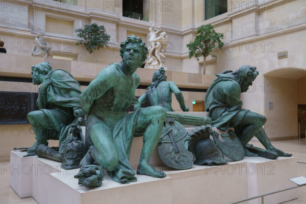 France, région Ile de France, Paris 1e arrondissement, musee du Louvre, cour Puget, groupe sculpté des quatre captifs (dit aussi des quatre nations perdues)