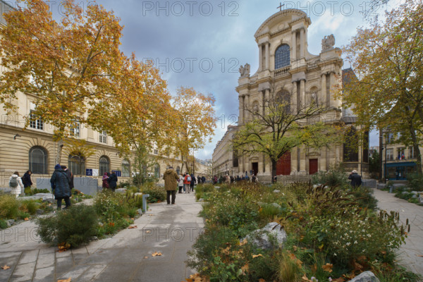 Place du 13 novembre 2015, Paris