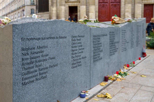 Place du 13 novembre 2015, Paris