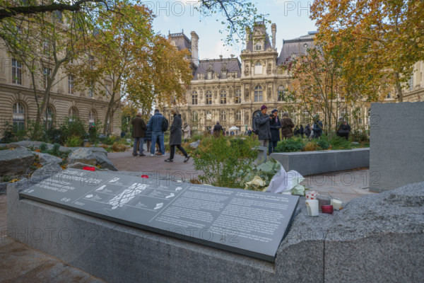 Place du 13 novembre 2015, Paris