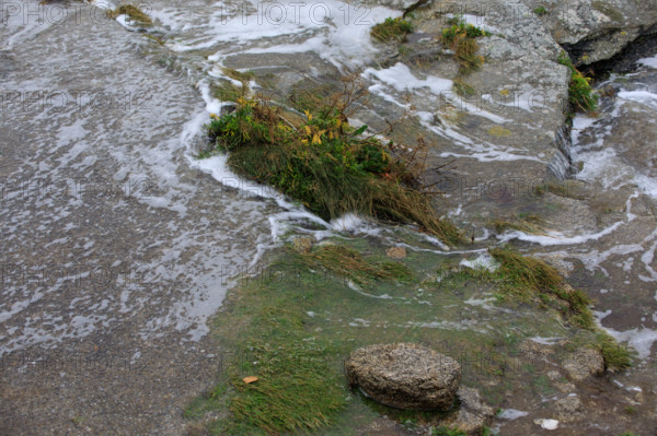 france region Bretagne, Finistère sud, Concarneau, grandes marées sur la corniche,